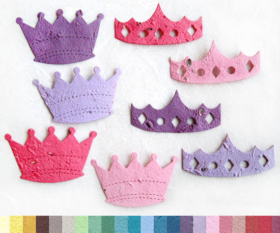 pink paper crowns