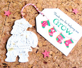 Recycled Ideas Favors plantable paper Santa with gift tag